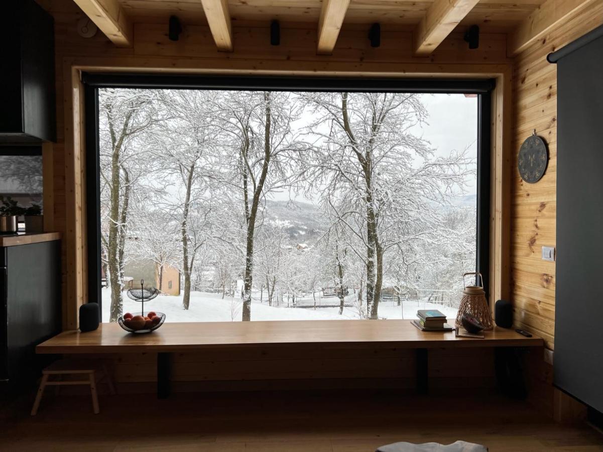 Moodysun Studio, Remote Tiny Home Comarnic Exterior foto